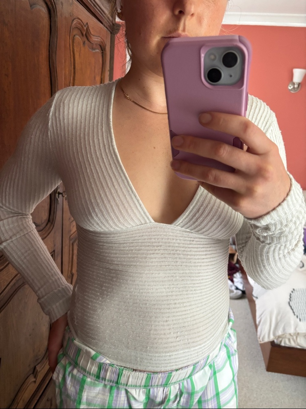 Free people size small knit Ribbed Deep V-Neck Long Sleeve Top in Ivory